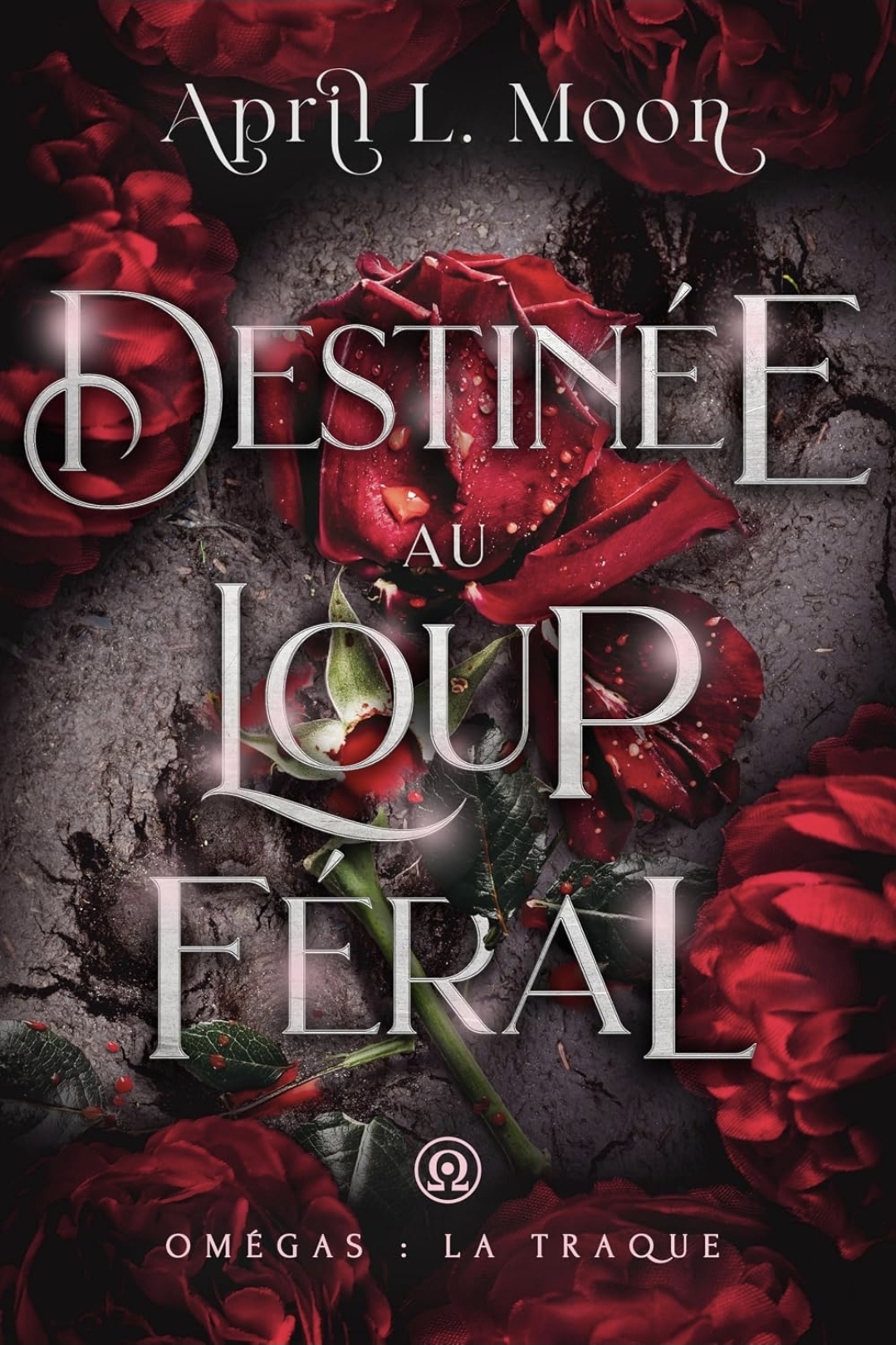 Couverture de Destinée au loup Féral (Oméga : la traque T.2)